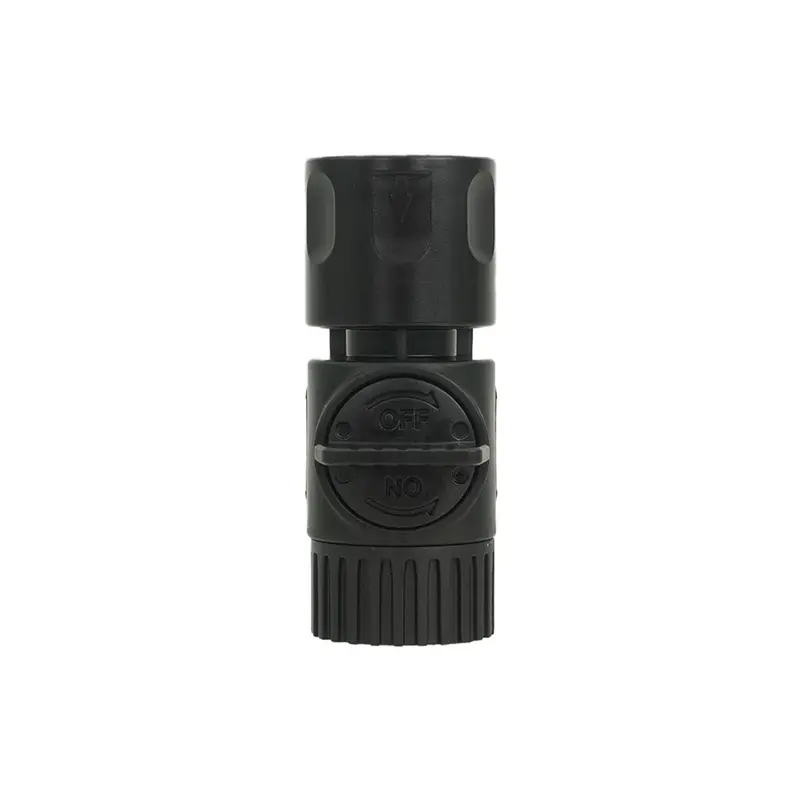 Xero Outlet Quick-Connect Fitting For Fast Disconnection 1